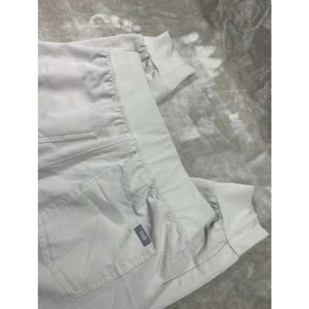 Figs Jogger Scrub Pants Men's Small Beige Cargo Work Casual Technical